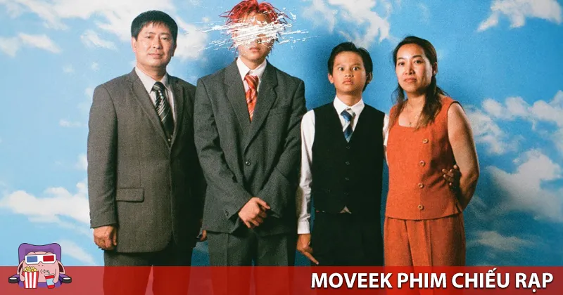Trường Hè, 2001 bắt đầu với một màn đoàn tụ kỳ lạ