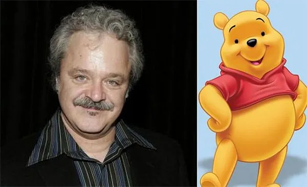 Christopher Robin c&oacute; sự g&oacute;p giọng của &ldquo;gấu Pooh&rdquo; nguy&ecirc;n bản từ năm 1988.
