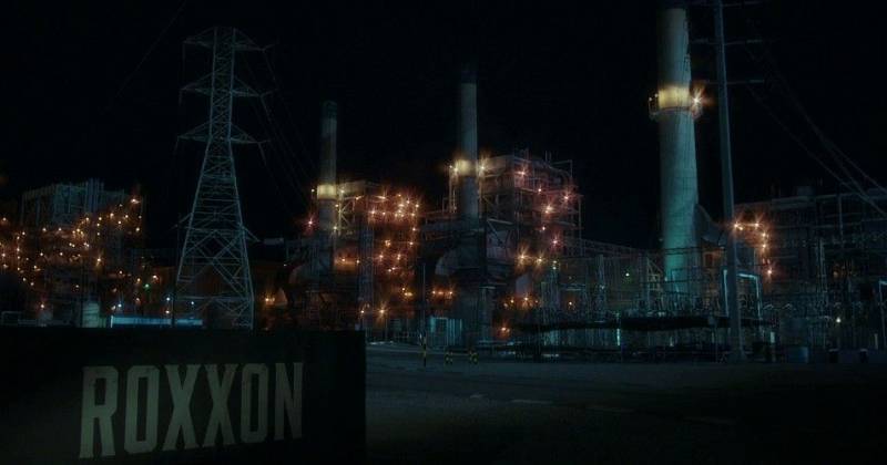 ROXXON Tập đoàn dầu khi và năng lượng từng xuất hiện trong Iron man và Agents of SHIELD .