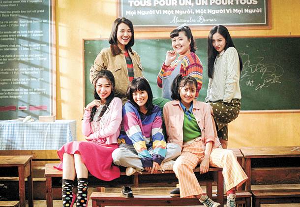 Một cảnh trong bộ phim Việt Nam Thắng Năm Rực Rỡ, bản remake từ Sunny của Hàn Quốc