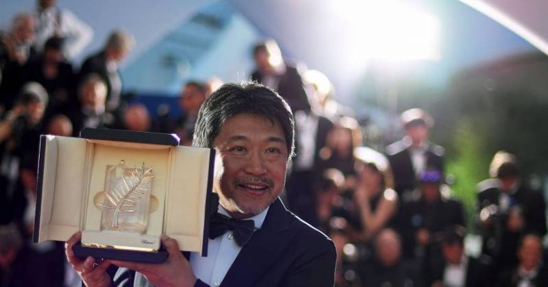 Đạo diễn Kore-eda tại LHP Cannes. Nguồn ảnh: The Japan Times