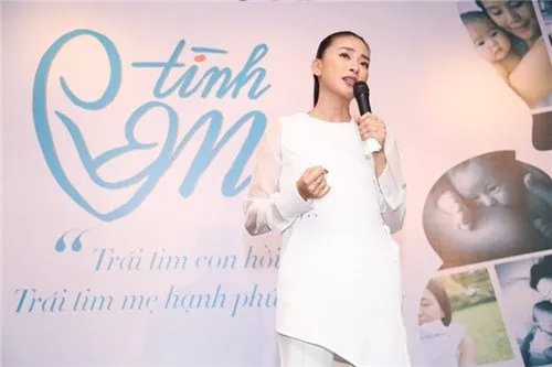 Ngô Thanh Vân trải lòng trong buổi họp báo “Vết sẹo cuộc đời 6”.