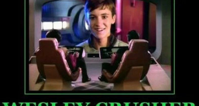 Wesley Crusher – Jar Jar Binks của Star Trek