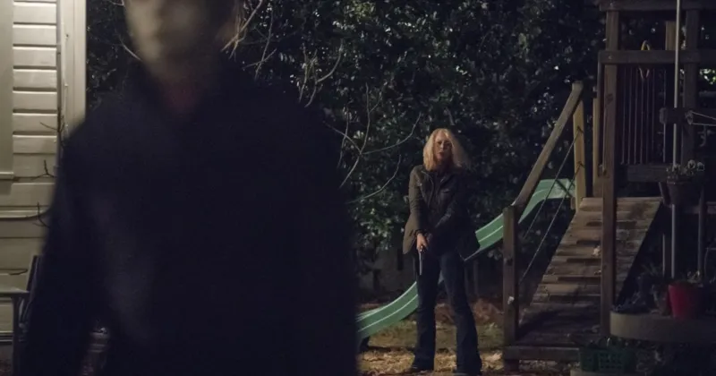 Halloween có được sự an toàn nhờ ngày Lễ Ma Quỷ và màn trở lại của Jamie Lee Curtis. (ComingSoon)