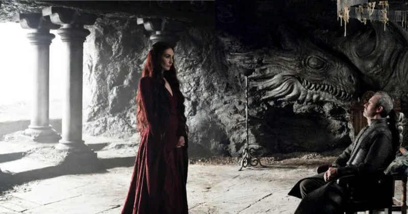 Stannis v&agrave; Melisandre tại Dragonstone.