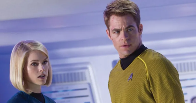 Star Trek: Into Darkness tiếp tục gây tiếng vang (THR).