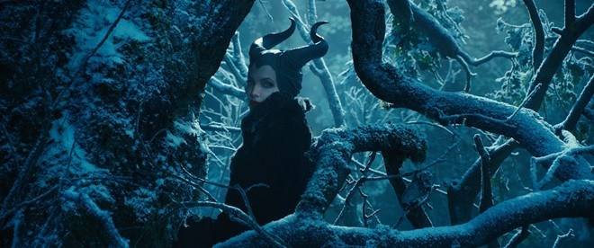 Maleficent đã trở thành bộ phim có doanh thu mở màn tốt nhất trong sự nghiệp của Angelina Jolie.