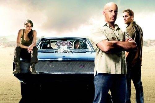 Bộ tứ xuất hiện từ phần một - Michelle Rodriguez, Jordana Brewster, Vin Diesel và Paul Walker - sẽ trở lại trong phần 7. Ảnh: Universal.