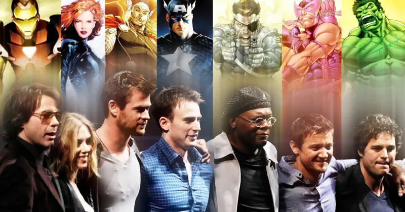 Tài tử Chris Evans (giữa) thể hiện hình ảnh của Captain America trên màn ảnh rộng qua hai bộ phim - "Captain America: The First Avenger" hè năm ngoái và "The Avengers" sắp ra mắt tại Việt Nam cuối tháng 4.