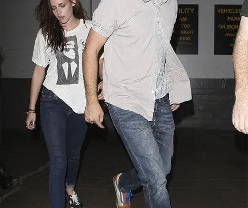 Rob v&agrave; Kris h&ocirc;m 19/7