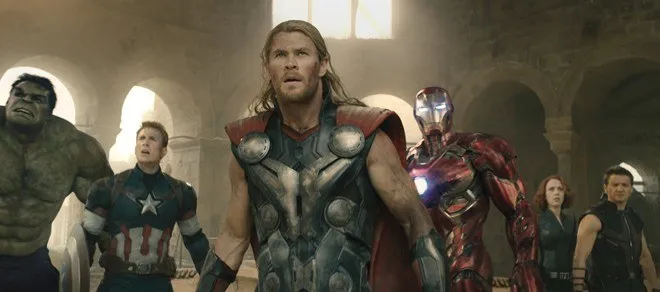 Các nhân vật trong nhóm Avengers có nhiều biến đổi về tâm lý nhưng không nhất quán.