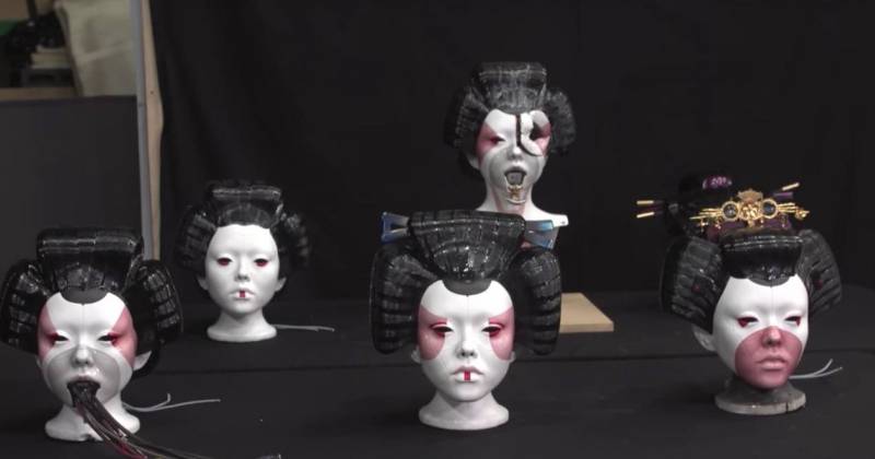 Dàn robot geisha với các biểu cảm khác nhau được sản xuất phục vụ cho phim VỎ BỌC MA