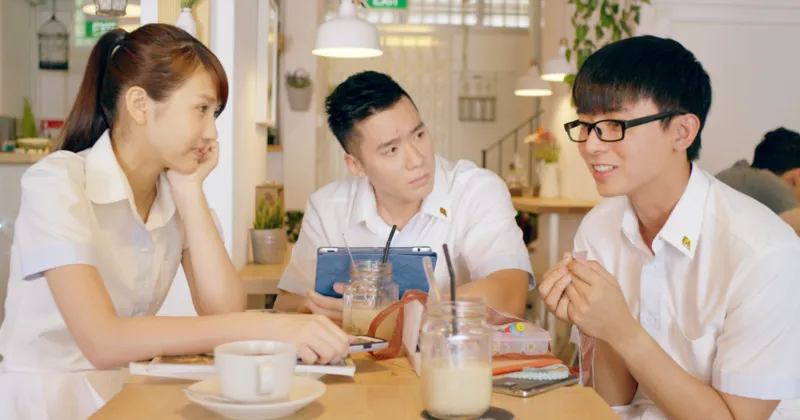 Hotgirl tr&agrave; sữa thu h&uacute;t với nhiều video triệu view tr&ecirc;n youtube