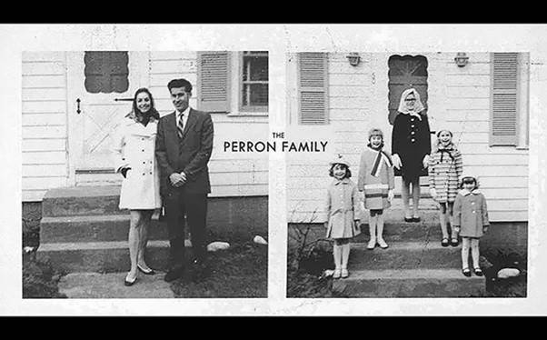 Gia đình Perron ngoài đợi thực vào những năm 1971.