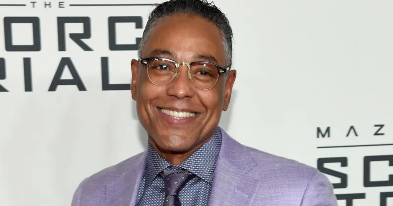 Nam diễn vi&ecirc;n Giancarlo Esposito (Entertainment)