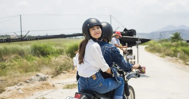 Ninh Dương Lan Ngọc l&agrave; một diễn vi&ecirc;n t&agrave;i năng, chỉ tiếc rằng việc lựa chọn Găng Tay Đỏ l&agrave; bến đỗ tiếp theo thật kh&ocirc;ng mấy ph&ugrave; hợp với bản th&acirc;n.