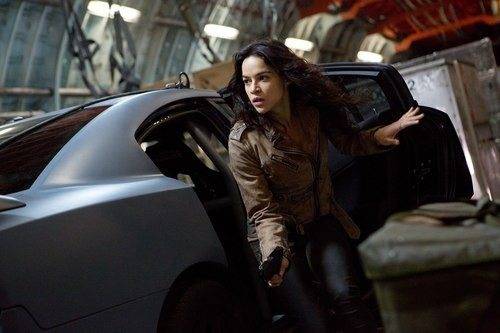 Sự trở lại của Michelle Rodriguez trong Fast & Furious 6 được chờ đợi nhất trên màn ảnh rộng hè năm nay. Ảnh: Universal.