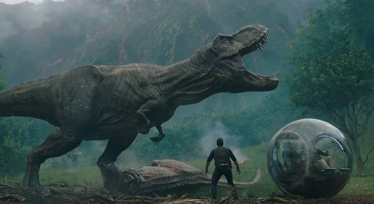 Thế Giới Khủng Long: Vương Quốc Sụp Đổ là phần 2 trong trilogy 3 phim Jurassic World. (THR)