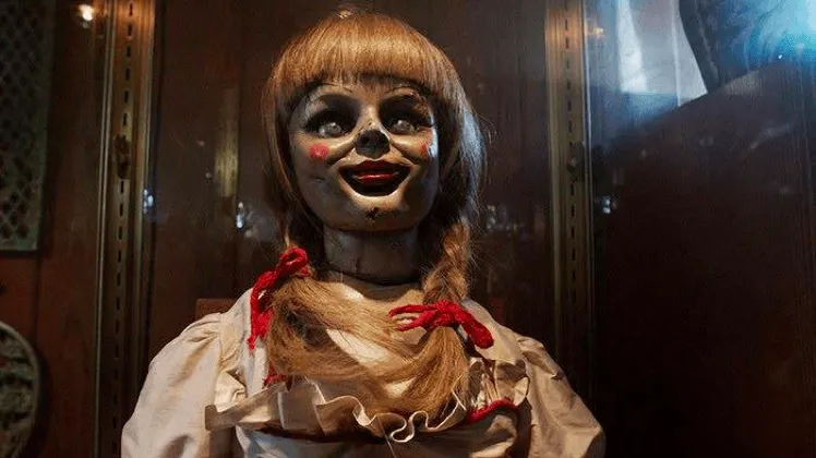 Con búp bê bị quỷ ám trong Annabelle