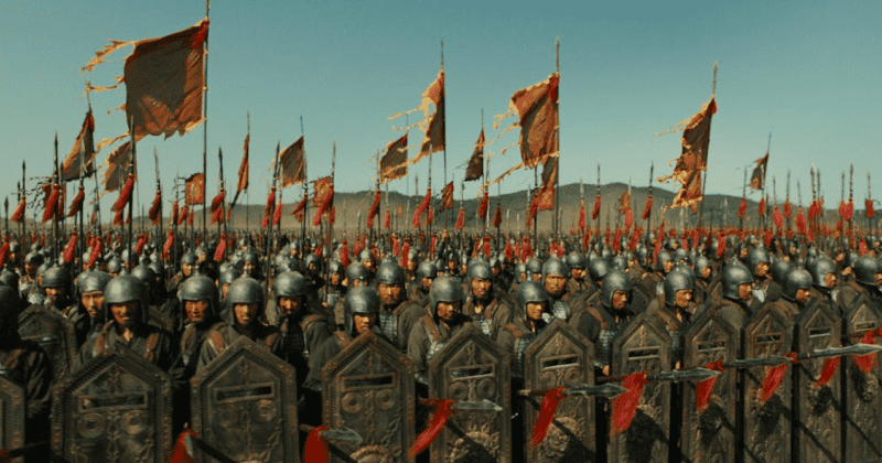 H&agrave;ng vạn kỵ binh mang tr&ecirc;n m&igrave;nh những bộ &aacute;o gi&aacute;p v&agrave; mặt nạ được l&agrave;m một c&aacute;ch tỉ mỉ v&agrave; cẩn thận. 