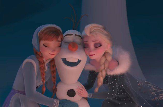 Nhân vật chính của phim ngắn lần này chính là người tuyết Olaf vô cùng đáng yêu.