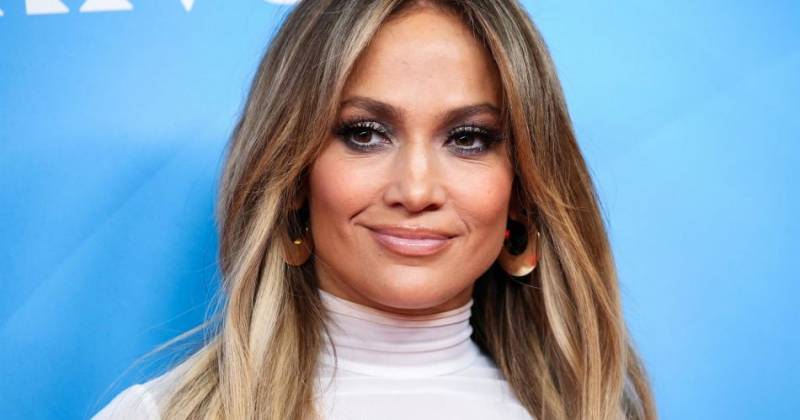 Jennifer Lopez sẽ có một phim tiếp theo chuẩn bị đi vào quá trình sản xuất. (via Purepeople)