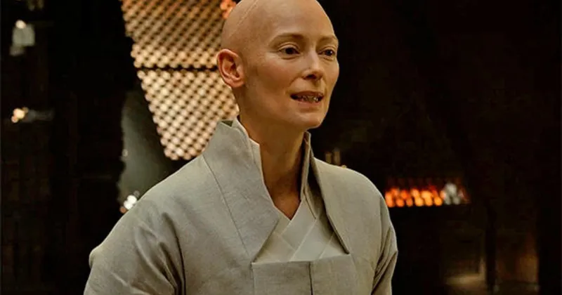 Thượng Cổ Tôn Giả trong truyện Doctor Strange vốn là một ông lão người Tây Tạng đã 500 tuổi. (Via Bustle)