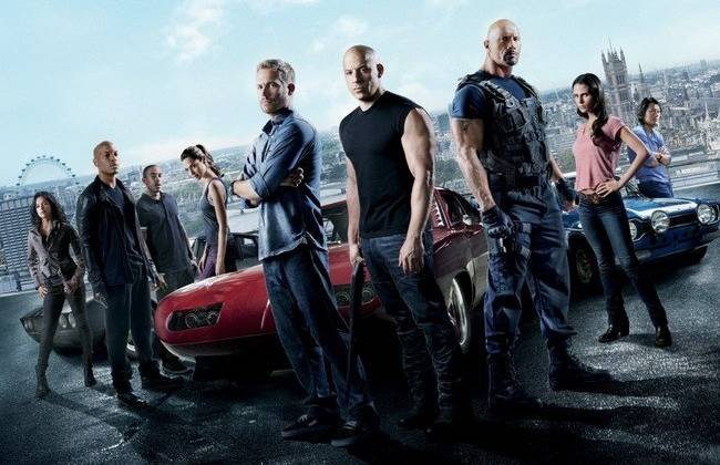 Fast & Furious 6 quy tụ nhiều anh tài và mỹ nhân nhất trong cả loạt phim. Bom tấn này đã khởi chiếu tại Việt Nam từ hôm 24/5.