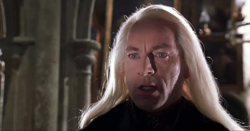 Jason Isaacs quen thuộc với khán giả trong loạt phim Harry Potter