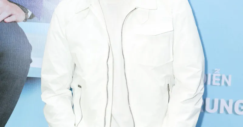 Jun Phạm.