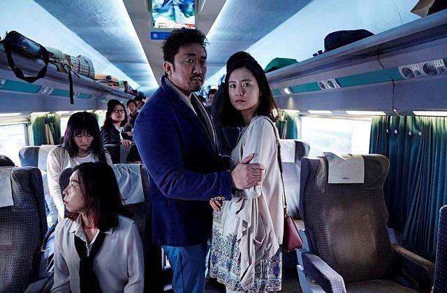 Train to Busan được đánh giá là cú đột phá của dòng phim kinh dị năm 2016. Ảnh: CGV