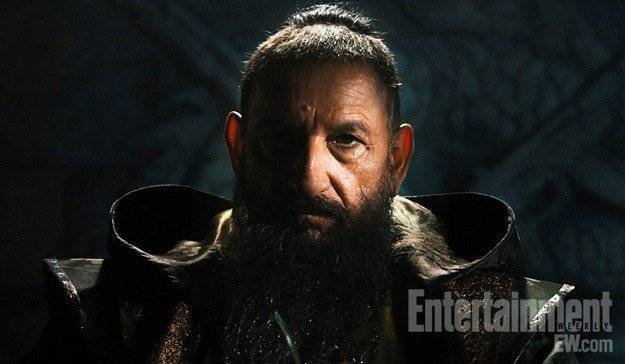 Ben Kingsley trong vai The Mandarin