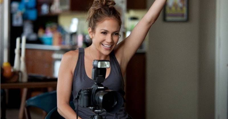 Jennifer Lopez vào vai nhiếp ảnh gia xinh đẹp. Ảnh: Lionsgate.