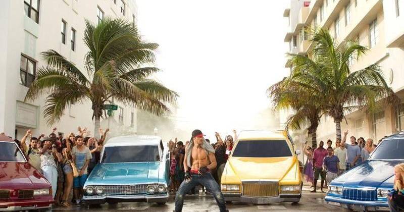 Lấy bối cảnh tại thành phố biển Miami, Step Up 4: Revolution sẽ có sự xuất hiện của những chiếc "xế độ" rực rỡ màu sắc.
