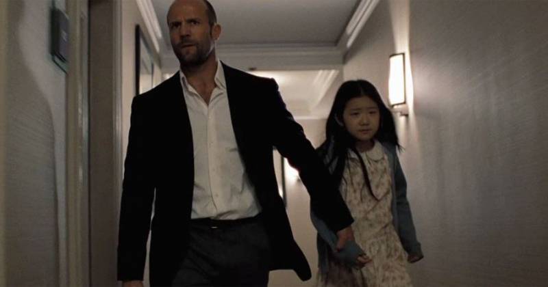 Ngôi sao cơ bắp Jason Statham trong phim hành động "Safe".
