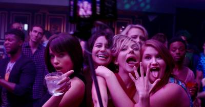 Khi Scarlett Johansson tổ chức tiệc chia tay độc thân