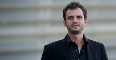 Jonas Cuaron được chọn để viết kịch bản cho Zorro reboot