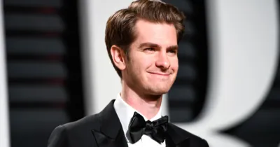 Andrew Garfield kể chuyện tình yêu Trong Từng Nhịp Thở