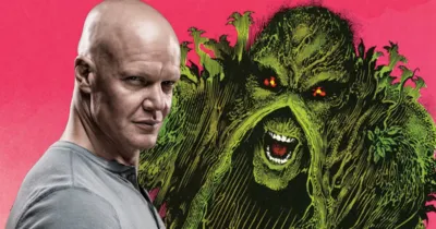 Derek Mears vào vai Swamp Thing