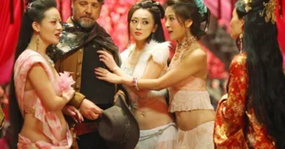 The Man with the Iron Fists cho ra mắt loạt ảnh mới