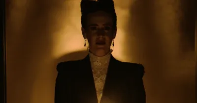 [TRAILER] AHS: Apocalypse hứa hẹn một mùa phim đầy hỗn loạn và tàn sát