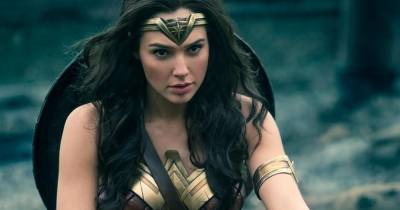Wonder Woman đứng thứ tư trong bảng xếp hạng các nữ anh hùng có doanh thu cao nhất