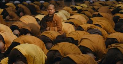 [REVIEW] Bước Chân An Lạc – Thinh lặng và trong trẻo đến bình yên