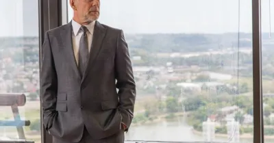 Marauders - Phim hành động kịch tính mới toanh của Bruce Willis