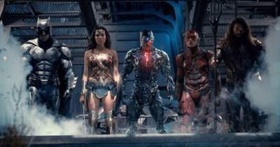 Những cảnh quay lại của Justice League khiến dàn diễn viên phải đau đầu vì sắp xếp lịch