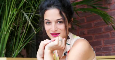 Jenny Slate góp mặt cùng Tom Hardy trong Venom