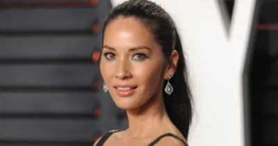 Olivia Munn đóng phim hài cùng với Jennifer Aniston và Jason Bateman