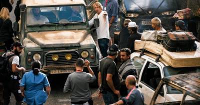 13 Hours - Michael Bay tận tụy trên phim trường