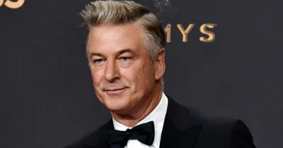 Joker – Alec Baldwin thủ vai Thomas Wayne