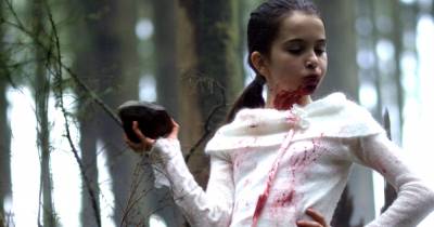 [REVIEW] Đứa Trẻ Bị Nguyền – Phim sẽ hay hơn nếu không đi theo hướng kinh dị